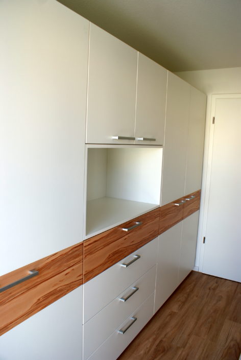 Kleiderschrank von Zachi Wiedner Möbel&Raumdesign